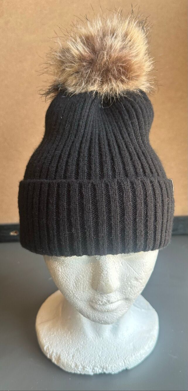 lucky brand black Knit beanie hat Fur Pom Pom - Picture 10 of 14